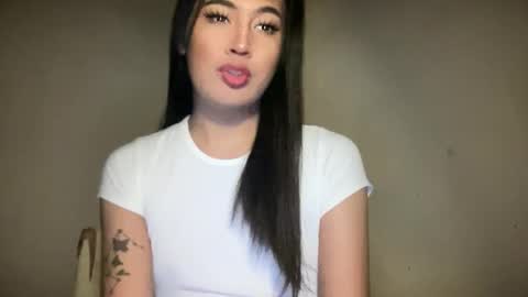 Snapshot of fallon_empress chatting on October 5, 2025, 4:44 am callmecindy online show from October 5, 2025, 4:44 am