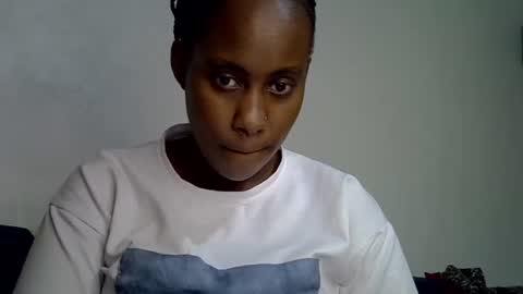 Snapshot of famous_bear chatting on March 9, 2026, 7:29 pm famous_bear online show from March 9, 2026, 7:29 pm