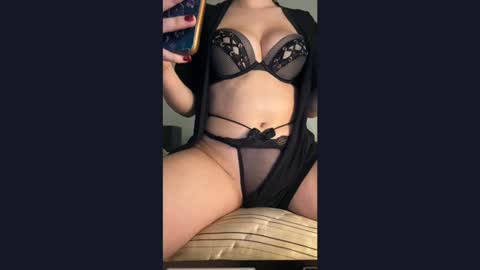 fancy_girl2424 online show from January 15, 2025, 1:23 am