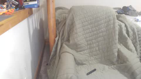 Fan Friction online show from April 11, 2026, 1:21 am