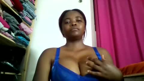 Snapshot of fanie06 chatting on March 18, 2026, 6:44 pm fanie06 online show from March 18, 2026, 6:44 pm