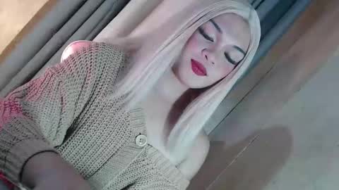 DANIELLA - DONT FORGET TO GIVE ME A THUMBSU UP online show from February 27, 2026, 8:03 am