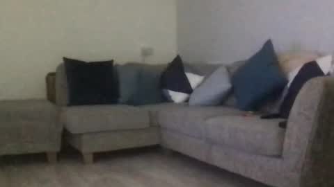 fantasticdeee online show from March 6, 2025, 3:24 am