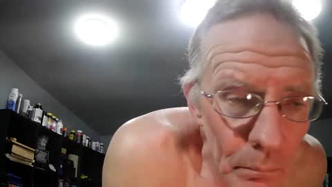 Snapshot of fantasyresort chatting on December 25, 2024, 4:33 am fantasyresort online show from December 25, 2024, 4:33 am