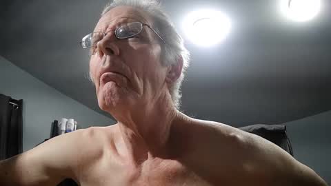 Snapshot of fantasyresort chatting on December 31, 2024, 4:16 am fantasyresort online show from December 31, 2024, 4:16 am