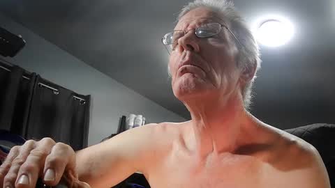 Snapshot of fantasyresort chatting on January 1, 2025, 4:29 am fantasyresort online show from January 1, 2025, 4:29 am