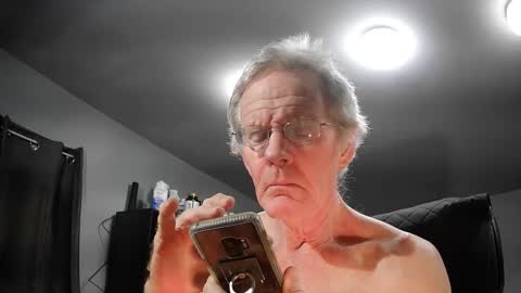 Snapshot of fantasyresort chatting on January 19, 2025, 4:12 am fantasyresort online show from January 19, 2025, 4:12 am