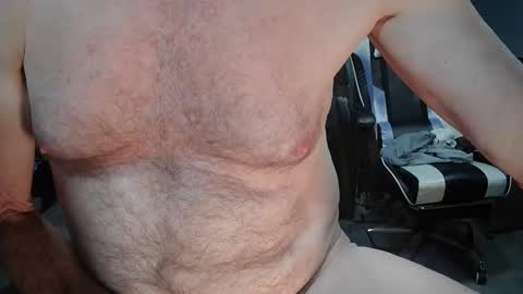 Snapshot of fantasyresort chatting on February 18, 2025, 4:26 am fantasyresort online show from February 18, 2025, 4:26 am