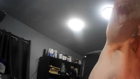 Snapshot of fantasyresort chatting on March 9, 2025, 4:27 am fantasyresort online show from March 9, 2025, 4:27 am