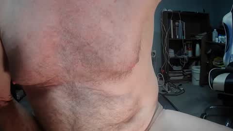 Snapshot of fantasyresort chatting on March 10, 2025, 3:23 am fantasyresort online show from March 10, 2025, 3:23 am