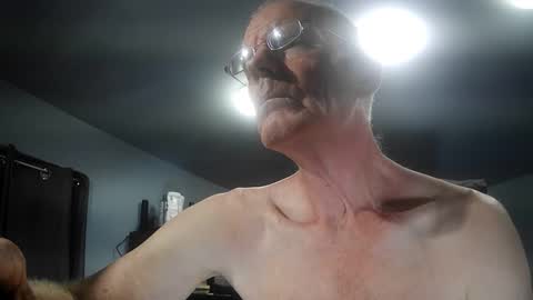 Snapshot of fantasyresort chatting on October 2, 2025, 3:02 am fantasyresort online show from October 2, 2025, 3:02 am