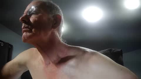 Snapshot of fantasyresort chatting on October 6, 2025, 3:04 am fantasyresort online show from October 6, 2025, 3:04 am