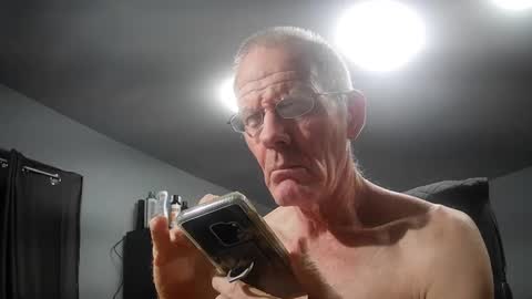 Snapshot of fantasyresort chatting on October 14, 2025, 2:56 am fantasyresort online show from October 14, 2025, 2:56 am