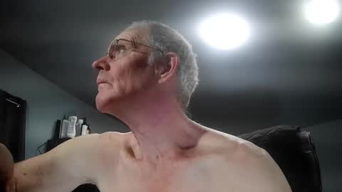 Snapshot of fantasyresort chatting on November 1, 2025, 3:19 am fantasyresort online show from November 1, 2025, 3:19 am