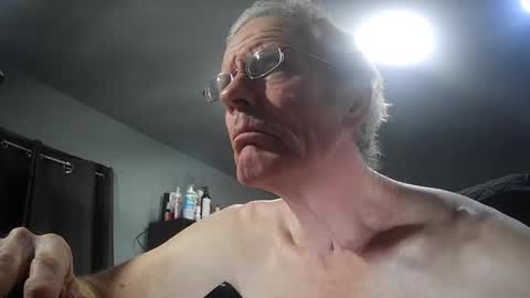 fantasyresort online show from January 7, 2026, 4:04 am