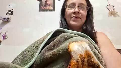 Snapshot of fapqueenc17 chatting on November 9, 2025, 11:52 am Scarlett online show from November 9, 2025, 11:52 am