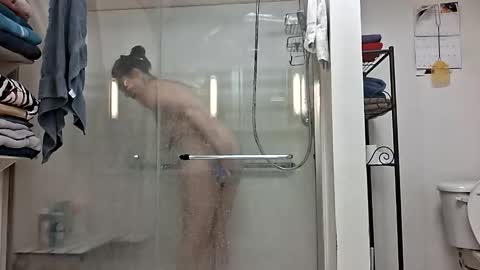 Snapshot of fapqueenc17 chatting on November 11, 2025, 5:02 pm Scarlett online show from November 11, 2025, 5:02 pm