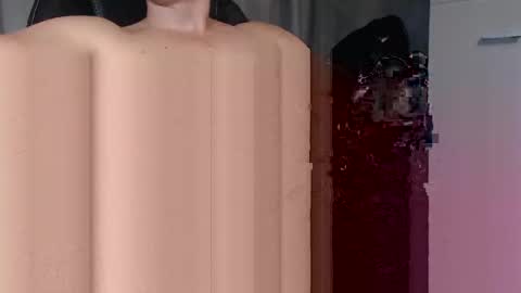 Snapshot of farsunk23 chatting on December 6, 2024, 5:20 am farsunk23 online show from December 6, 2024, 5:20 am