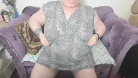 fashiona online show from March 24, 2026, 9:47 am