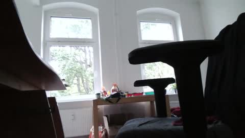 Snapshot of fat_bubble chatting on September 21, 2025, 4:41 pm Fat Bernd online show from September 21, 2025, 4:41 pm