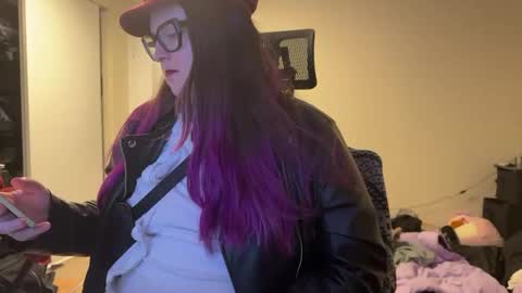 Snapshot of fat_harley chatting on January 30, 2025, 11:55 pm Harley Q online show from January 30, 2025, 11:55 pm