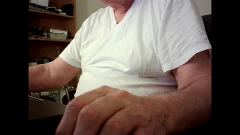 Snapshot of fatbellyitalian chatting on September 21, 2025, 11:34 am fatbellyitalian online show from September 21, 2025, 11:34 am