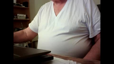 Snapshot of fatbellyitalian chatting on September 29, 2025, 9:47 am fatbellyitalian online show from September 29, 2025, 9:47 am