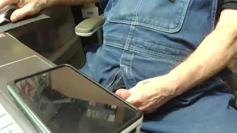 Fred. online show from December 15, 2025, 3:11 am