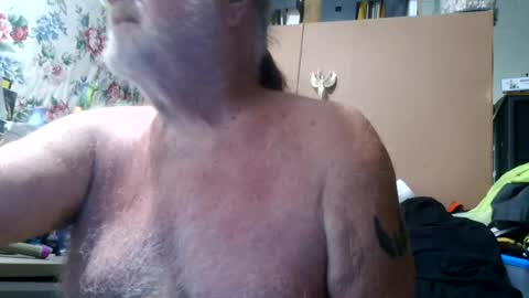 Snapshot of fatfreddythecat chatting on July 7, 2026, 9:52 pm Fred. online show from July 7, 2026, 9:52 pm