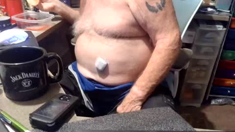 Snapshot of fatfreddythecat chatting on August 5, 2026, 9:17 pm Fred. online show from August 5, 2026, 9:17 pm