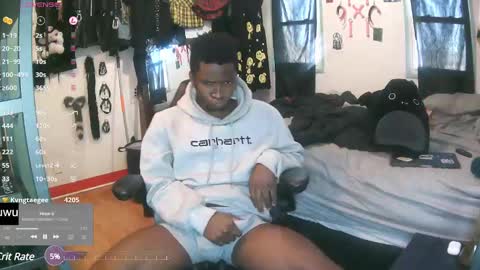 Snapshot of fathabackwoods chatting on December 12, 2024, 5:37 pm Grape online show from December 12, 2024, 5:37 pm