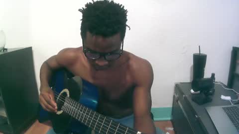 Snapshot of fathabackwoods chatting on December 15, 2024, 4:29 am Grape online show from December 15, 2024, 4:29 am