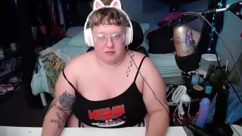 FatVeronica online show from January 18, 2025, 6:24 am