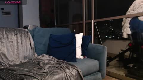 FAUSTO online show from January 10, 2025, 1:21 am