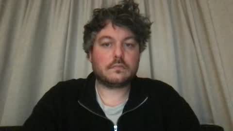 fayaa123 online show from April 5, 2026, 8:17 pm