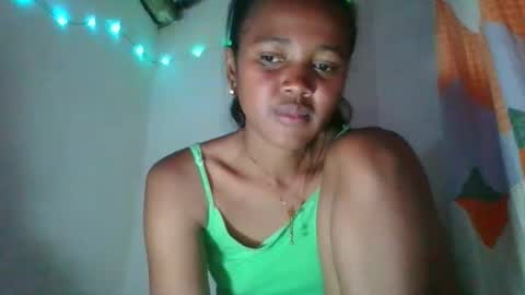 Snapshot of fayence09 chatting on February 17, 2026, 6:47 pm fayence09 online show from February 17, 2026, 6:47 pm