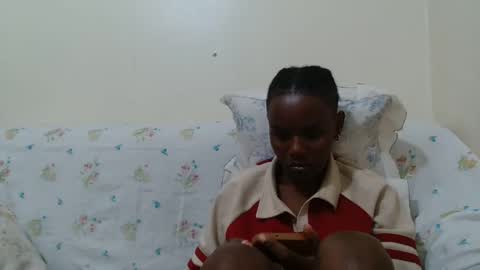 Snapshot of fayrie1 chatting on September 16, 2025, 11:11 am fayrie1 online show from September 16, 2025, 11:11 am