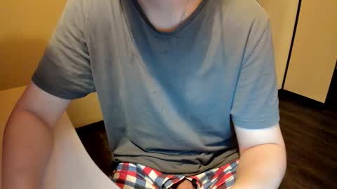 Snapshot of fckmikh chatting on November 1, 2025, 5:48 pm Michael online show from November 1, 2025, 5:48 pm