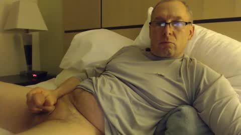 Snapshot of fdguy44 chatting on April 11, 2026, 12:48 am K online show from April 11, 2026, 12:48 am