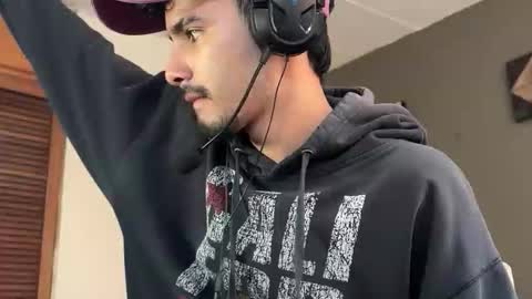 federik online show from March 18, 2026, 4:43 pm