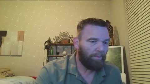 PullouProblems online show from January 15, 2026, 4:28 am