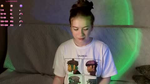 Hi Im Milly  nice 2 meet u 3 online show from June 7, 2026, 5:49 pm