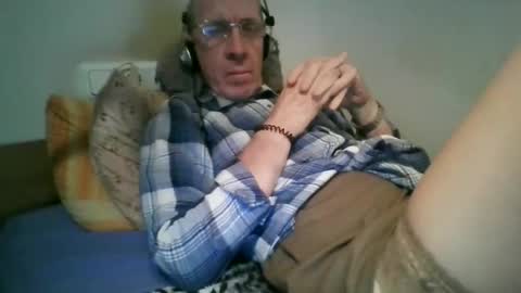 feinstrumpfhose 3 online show from January 6, 2026, 7:06 pm