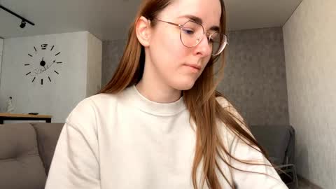 Snapshot of feleciacockrell chatting on March 21, 2026, 7:24 am Mary online show from March 21, 2026, 7:24 am