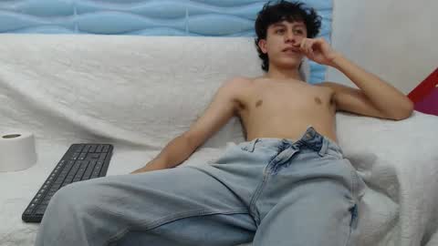 Felipe Browns online show from December 1, 2024, 4:29 pm