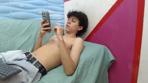 Felipe Browns online show from December 15, 2024, 1:54 pm