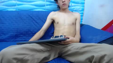 Felipe Browns online show from February 18, 2025, 1:33 pm