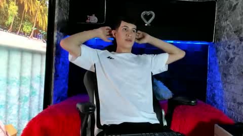 felipe fiire online show from May 19, 2026, 9:21 pm