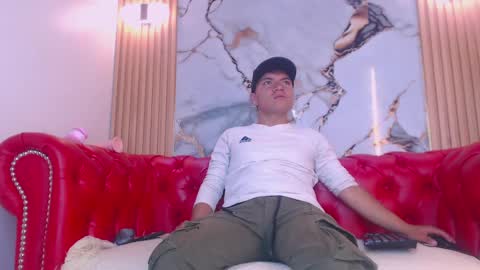 Felipe online show from June 2, 2026, 7:27 pm