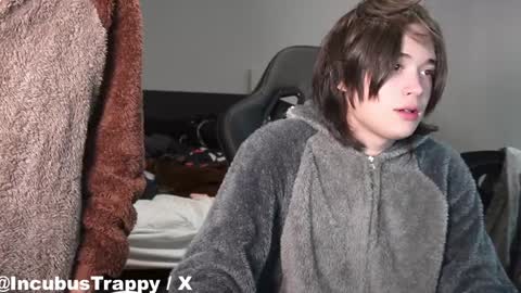 Snapshot of felix0420 chatting on December 31, 2024, 7:10 am felix0420 online show from December 31, 2024, 7:10 am